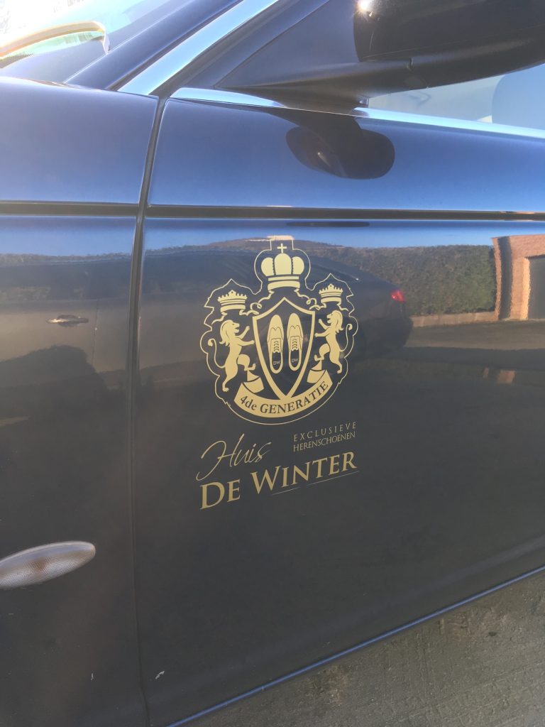 huis de winter belettering wagen