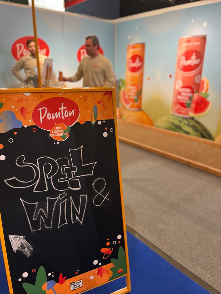 ponton krijtbord reclame