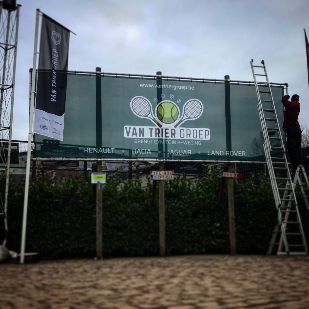 van trier groep doek luchtdoorlatend gym reclame