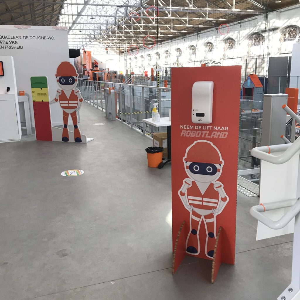 corona robotland desinfecteren bord